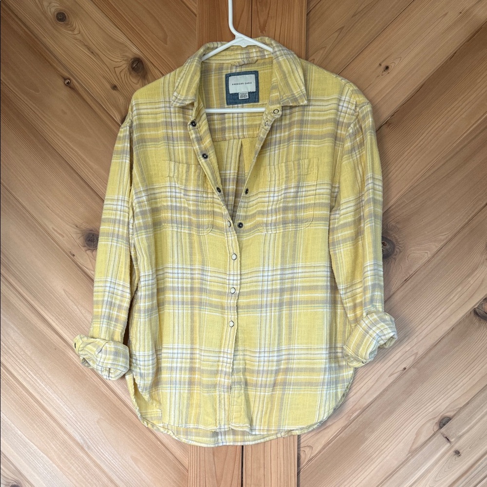 American Eagle Yellow Plaid Flannel. Women’s size XS